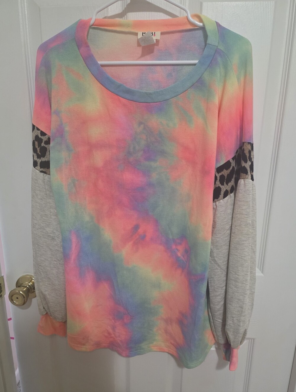 BiBi Pastel Tie-Dye Sweatshirt with Leopard Sleeve Panels NEW